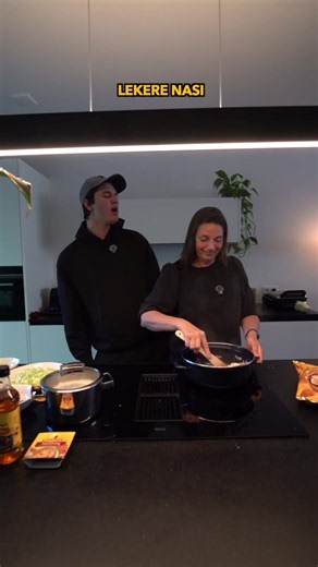 Nasi goreng met kip recept: makkelijk koken met mama (400 g rijst)
