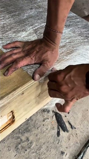 Preparation of fiberglass resin coating #tutorial #woodworking