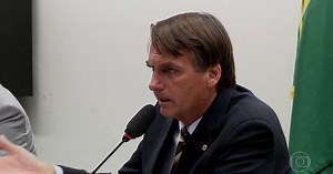Bolsonaro vira réu por falar que Maria do Rosário não merece ser estuprada