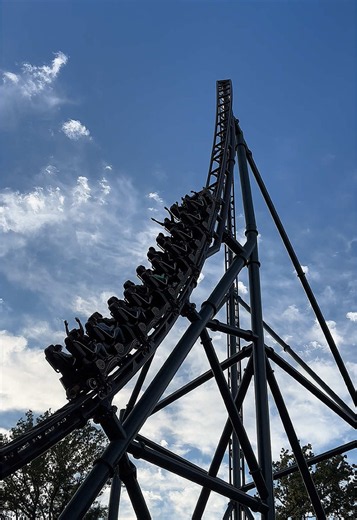 Toutatis Parc Astérix — attraction roller coaster guide 2024