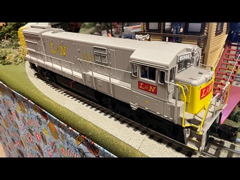 Unboxing Lionel’s Latest L&N U28C Diesel Locomotive