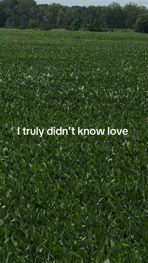 Day 11, keeping it simple today. Just appreciating my littles while they're still little. #pushpresent #day11 #help #engagement #sahm