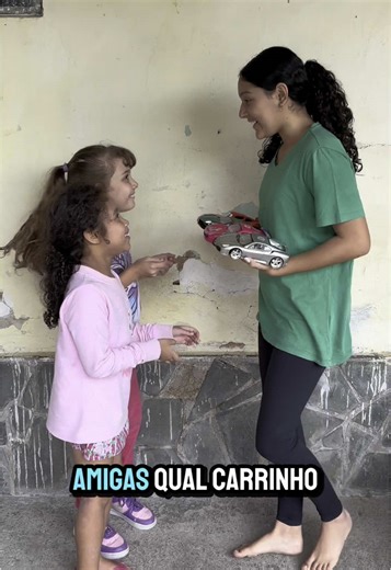 O Carrinho Especial: Menino e Sua Comédia