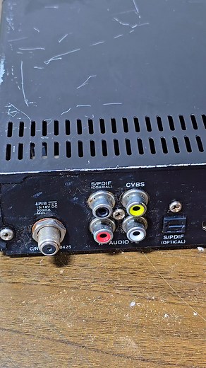 How to remove a broken RCA Jack Using a sewing pin #ideas #tips #usa | ShebalWoodworking