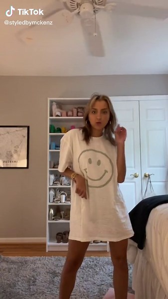 perhaps this should be my ~I hopped off a plane in LAX~ outfit 😎 everything is @_altardstate #altardstate #standoutforgood