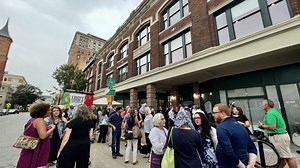 Connecticut College Unveils Residence Hall in Downtown New London