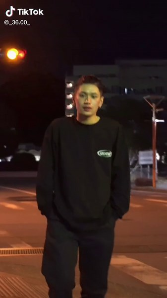 マンバン男子の魅力を徹底解剖！手振れ注意の一眼動画に注目