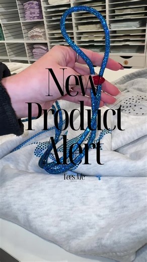 New rhinestone hoodie strings are coming soon in five stunning colors! ✨ They’re super easy to install and every order ships the same day. Get ready to upgrade your hoodies!