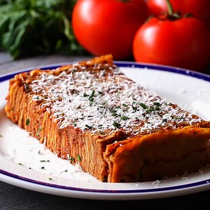 75K views · 140 reactions | Recipes to cook for a big family dinner! Shop the recipe! https://tasty.co/recipe/one-pot-garlic-parmesan-pasta | Tasty | Facebook