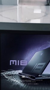 外星人m18外接显示器用什么线