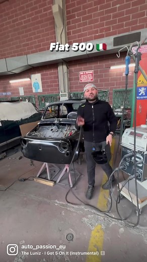 Fiat 500 d’epoca lavorazione in arrivo 😉😍