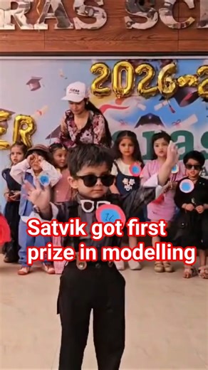 #subscribemychannel #handsomeboy Satvik got first prize in modelling at school event