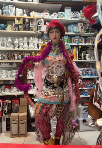 Discover Unique Trinkets in Monaco's Fashion Scene