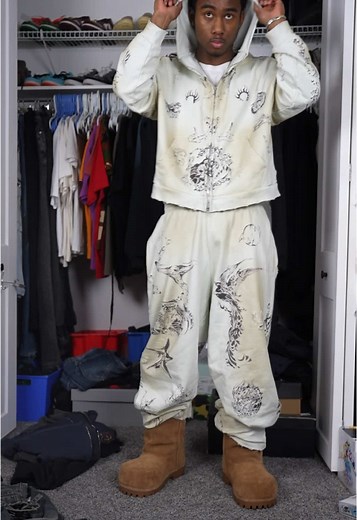 Balenciaga Tracksuit: A Streetwear Must-Have