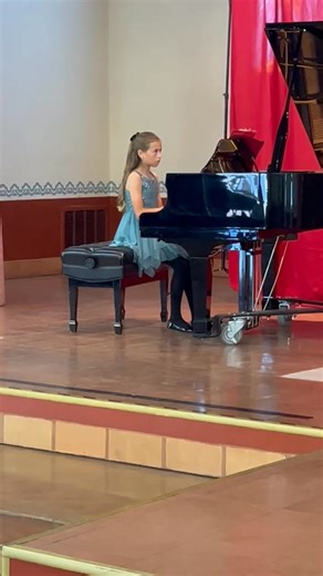 Nevaeh, 1st Place Winner in Level 1, is playing her song at the competition!!! Bravo !!! 👏👏👏💐🥰 | ABC Piano Lessons