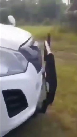 MAMPUSS!!! lagi ngewe dimobil ketahuan