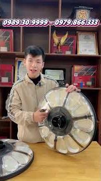 Đèn năng lượng mặt trời - Cực phẩm chiếu sáng sân vườn đèn UFO 800w siêu hot.