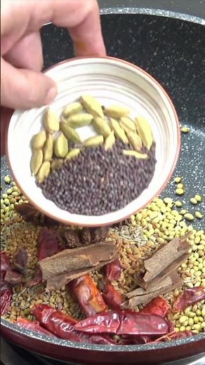 🌶️ How to Make Curry Powder at Home #CurryPowder #HomemadeSpices #SpiceBlend