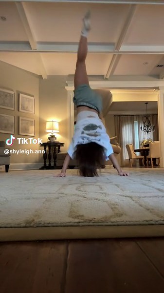 Haven’t posted any of my fails, so here’s this one #Cheer#allstarcheer#fail