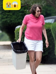 11K views · 12 reactions |  La leggenda del cinema degli anni '70 riemerge con un nuovo look mozzafiato  — E la sua maglietta è un nostalgico omaggio al ruolo che l'ha resa una star ✨Riusciresti a riconoscerla? Se no, controlla il primo commento per vedere le sue foto⬇️⬇️⬇️ | Solo interessante | Facebook