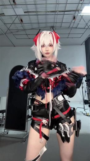 衣服穿我两小时#三角洲行动 #麦晓雯 #cos #骇爪 #麦晓雯红皮