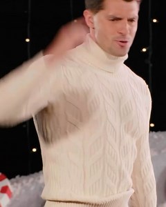 Jonathan Bennett on Reels