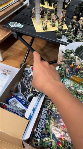 Blind Bag LEGO Collectibles in Myanmar