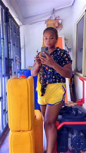 Dee (@debbie.james3)’s videos with original sound - Dee