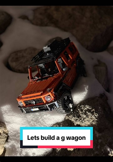 Building the Mercedes G-Wagon with LEGO Technic