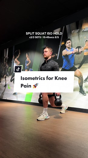 💥 4 Isometric Rehab Exercises for Patella Tendinopathy _____ An isometric contraction is where the muscle contracts without movement/motion. Not only are they great for providing an analgesic effect for tendon pain… They are also super effective at improving muscular co-contractions - important for gait (walking / locomotion). _____ For rehab to be effective, it’s important to utilise concentric, eccentric and isometric contractions to our benefit. These exercise options provide us the opportun