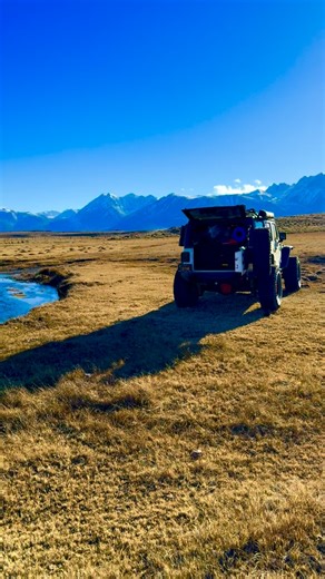 👉 Found the perfect river camp spot 🌊🏕️ Jeep life hits different when the trail ends at the water. Would you camp here? #camping #campingvibes #overlanding #explore #jeeping | Off-road Chefs