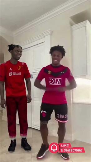 . IShowSpeed Challenges His Roblox Twin! 😂⚡