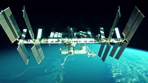 Des sorties dans l'espace sous haute tension - Extrait vidéo Science grand format