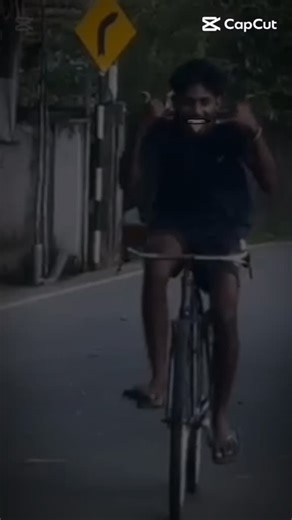 🤫👀 #capcut #isuru_kawmina💙🤍 #trend #viral #foryou #fy #fallow #foryoupage #100k #1M #like #comment #dream #leylend_heart