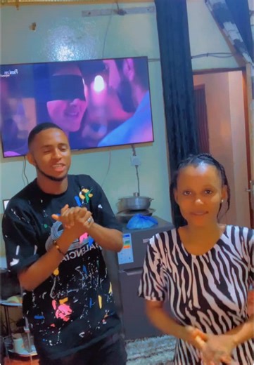 Vidéos de Mc Baka Officiel (@mc_baka_officiel) avec son original - Vieux Tôriô 224🇬🇳