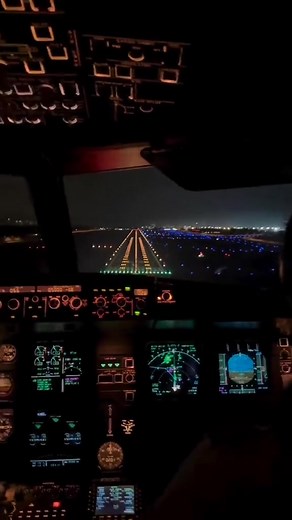 NIGHT LANDING VIEW | Pakistan 92