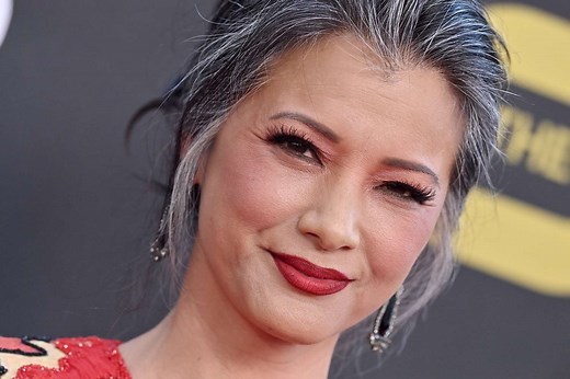 10 Highlights for Gray Hair That Are Colorist-Approved