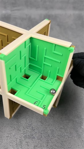 A-Maze-Ing Cube🤩#layerworks #maze #cube #game #3dprinting Makerworld: model number: 63777