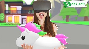 27K views · 2.4K reactions | Héeey, como están???. En el video de hoy jugamos por primera vez Adopt Me en realidad virtual. Like y comparte para mas videos! ♥ | Lyna | Facebook