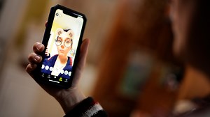 Snapchat's Director Mode Brings Video Editing Tools To iOS And Android - SlashGear