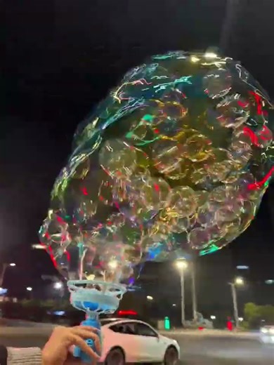 Who can resist the bubble machine with big bubble bags and small bubbles? The bubble machine is