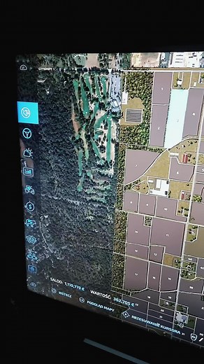 Exploring Digital Maps in Farming Simulator 22