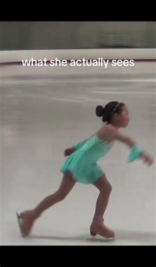 tb to my first comp 😢😢 #fyp #foryoupage #figureskating #iceskating #new