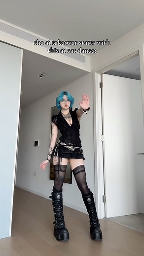 lyra crow on Instagram: "did i do it right tho"