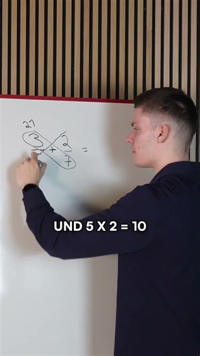 Butterfly trick for fractions explained simply – this is how you can calculate faster immediately.