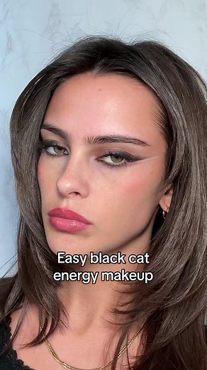 Easy Black Cat Energy Makeup Tutorial
