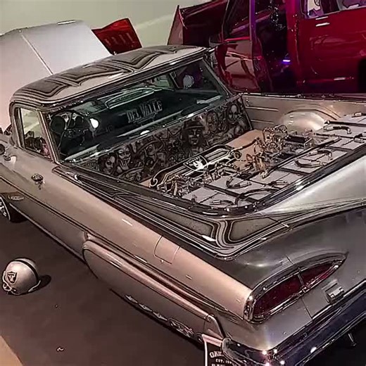 Cholo Style: Embracing the 90s Lowrider Lifestyle