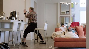 3.1M views · 71 reactions | Bart Baker used to do Taylor Swift parodies. Now, he’s exploded on Chinese social media, singing patriotic songs with the help of Google Translate. | VICE News Tonight | Facebook