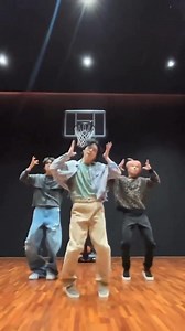 52K views · 5.5K reactions | Another clip of Min Yoongi with TXT  #suga #yoongi #bts #fyp #fblifestyle | BTSNoona ㅠ ㅠ | Facebook