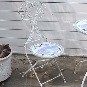 Round Outdoor Side Table Patio Bistro Ceramic Mosaic Patterned Design Tile Top Round Table Outdoor Garden 24 Inch Metal Furniture Dining Table for Yard Balcony Porch Poolside Terrace (Blue Butterfly)